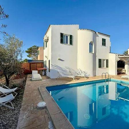 Дом отдыха With Pool Near Beaches In Menorca